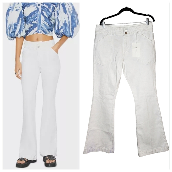 Frame Double Button Flare White Jeans.Size 32. NWT.